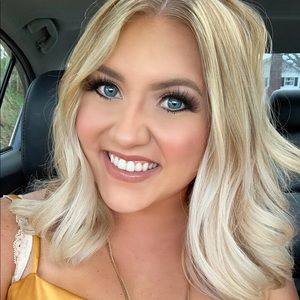 Meet your Posher, Shania